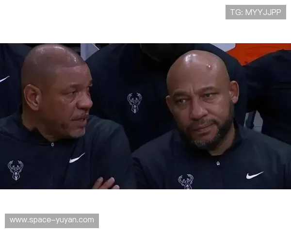 湖人主帅哈姆需调整轮换应对克莱伯和詹姆斯缺席挑战