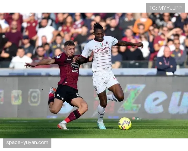 恩波利2-1绝杀萨勒尼塔纳，后者保级形势愈发严峻